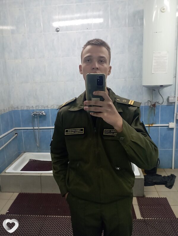 Артём, 21, Молодечно — анкета №3186811
