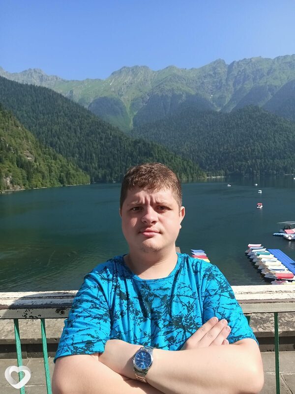 Роман, 21, Шахтах — анкета №3186963