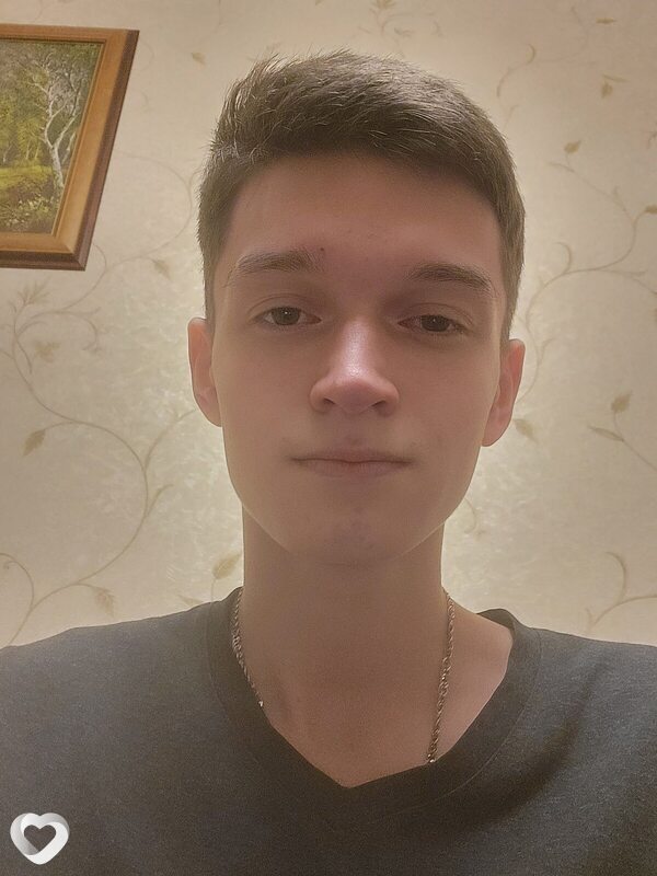 Александр, 18, Москве — анкета №3187102
