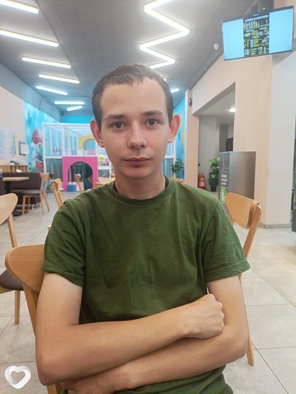 Валера, 19, Столине — анкета №3198494