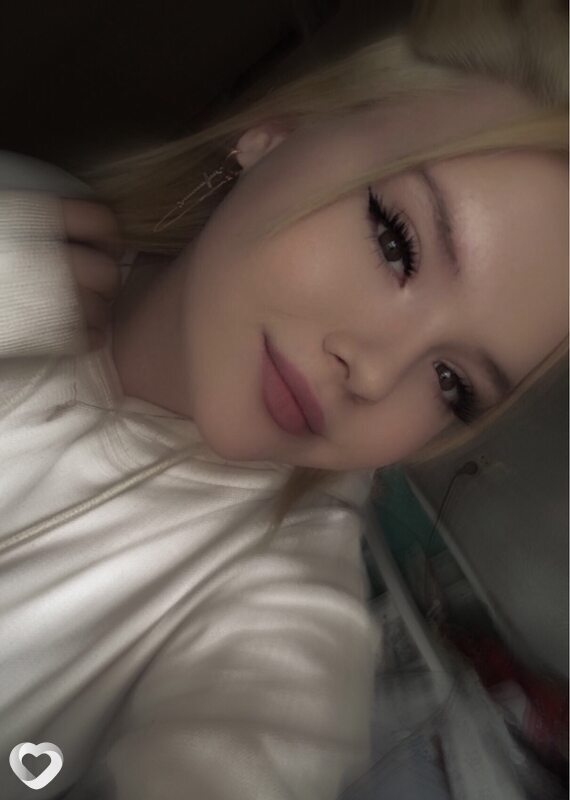 Анна, 21, Белове — анкета №3199708