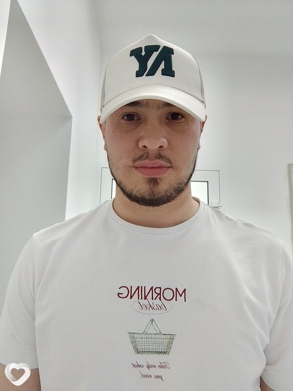 Миша, 31, Сургуте — анкета №3200570