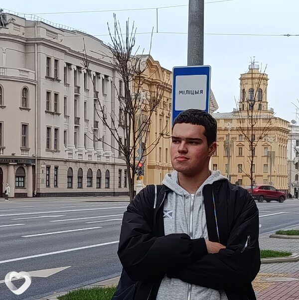 Иван, 19, Смоленске — анкета №3200582