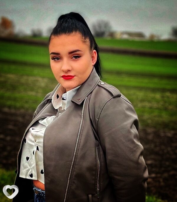 Карина, 22, Белой Церковь — анкета №3201409