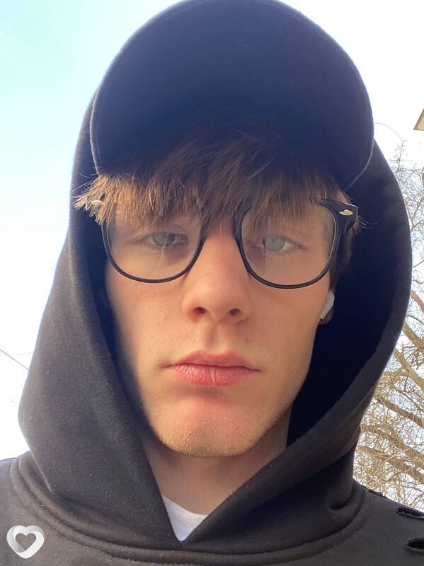 Андрей, 21, Санкт-Петербурге — анкета №3201489