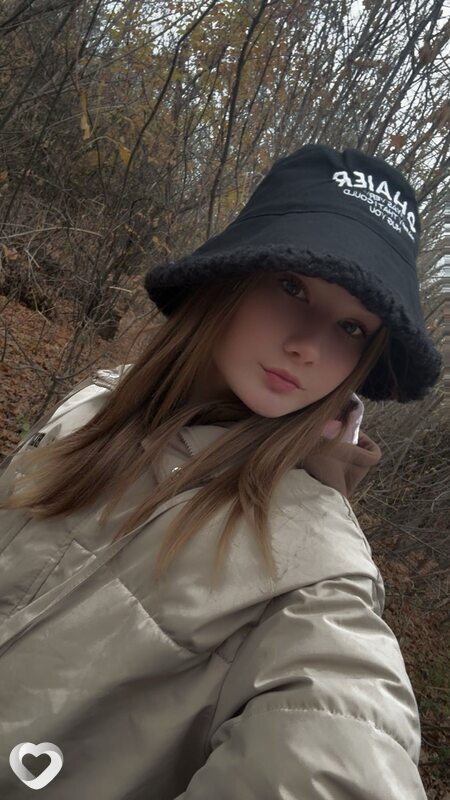 Polina, 19, Москве — анкета №3202002
