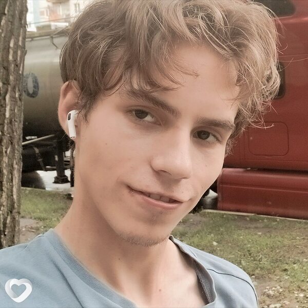 Артём, 18, Воронеже — анкета №3201910