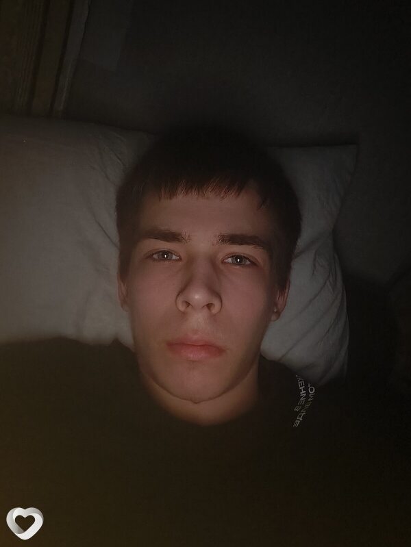 Александр, 21, Новосибирске — анкета №3202056