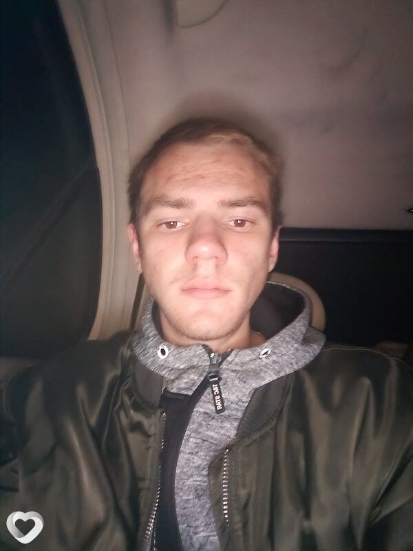 Дима, 18, Березе — анкета №3202261