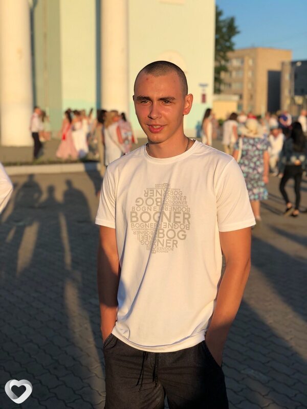 Oleg, 26, Адлер — анкета №3203481
