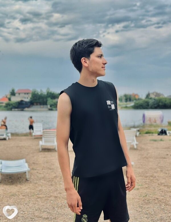 Икбол, 21, Клине — анкета №3203769