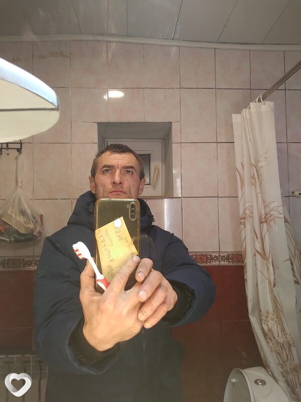 Ион, Комрат