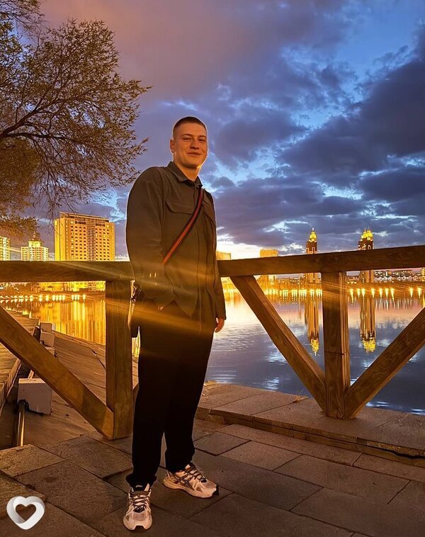 Александр, 21, Чите — анкета №3204726