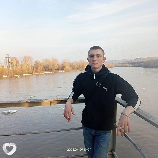 Евгений, 26, Междуреченске — анкета №3205008