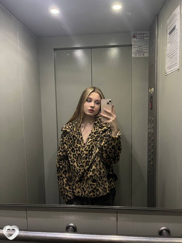 Маришка, 23, Луганске — анкета №3206037