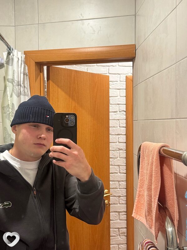 Вячеслав, 21, Екатеринбурге — анкета №3206522