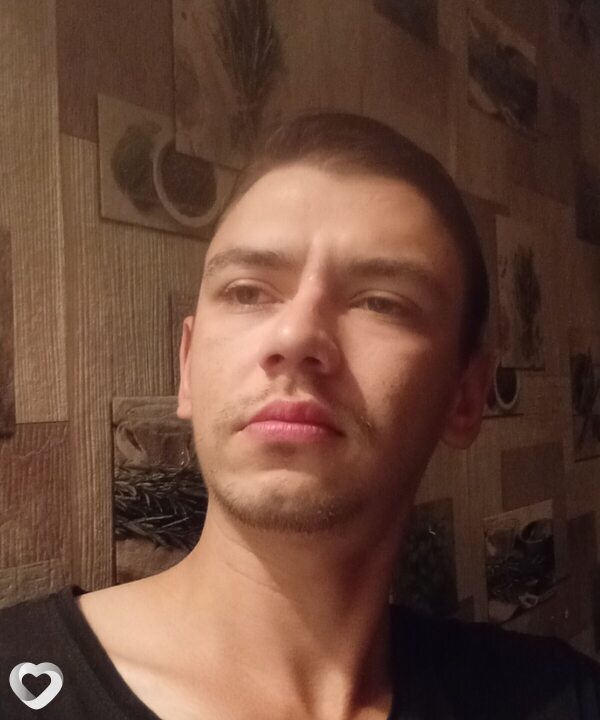 Иван, 25, Новошахтинске — анкета №3207437