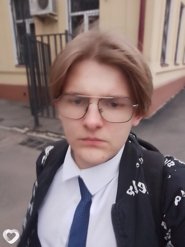 Саша, 18, Москве — анкета №3207422