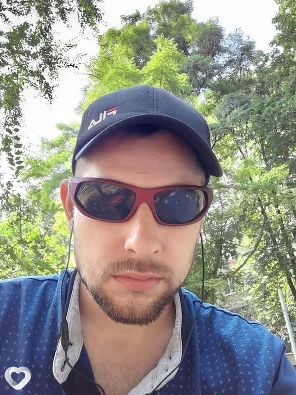 Артем, 34, Днепр — анкета №3207383