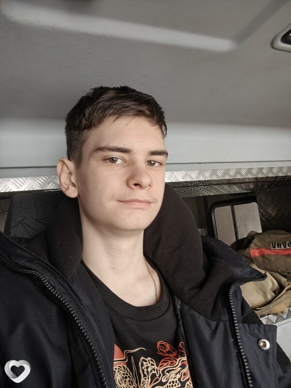 Илья, 21, Чехове — анкета №3207859