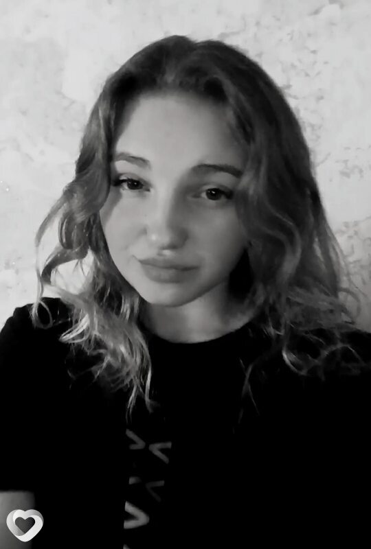 Алёна, 19, Томске — анкета №3208102