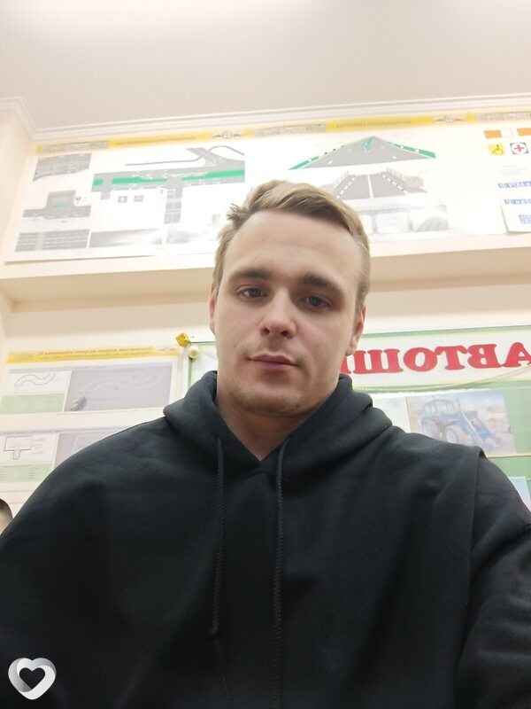 Максим, 27, Кирове — анкета №3208103