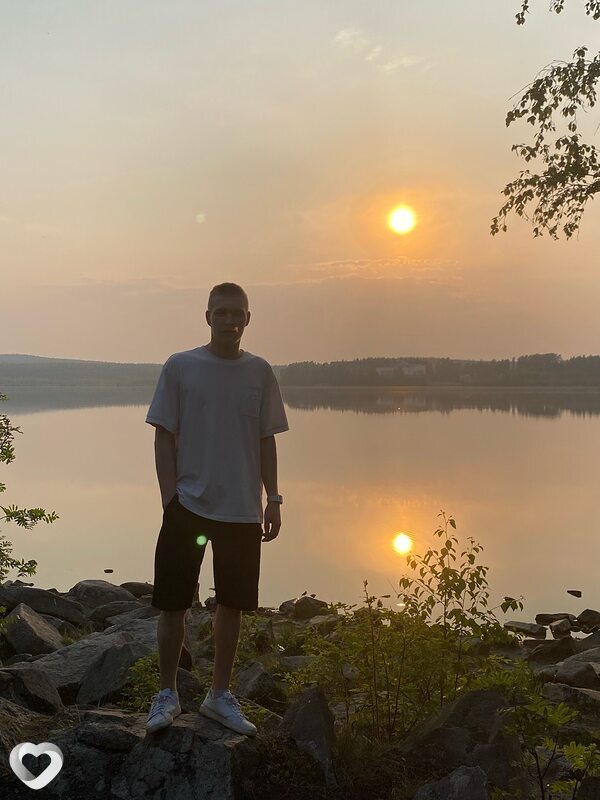 Иван, 21, Екатеринбурге — анкета №3208425