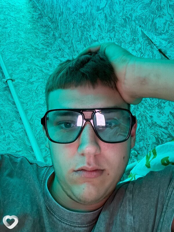 Алексей, 19, Гомеле — анкета №3208638