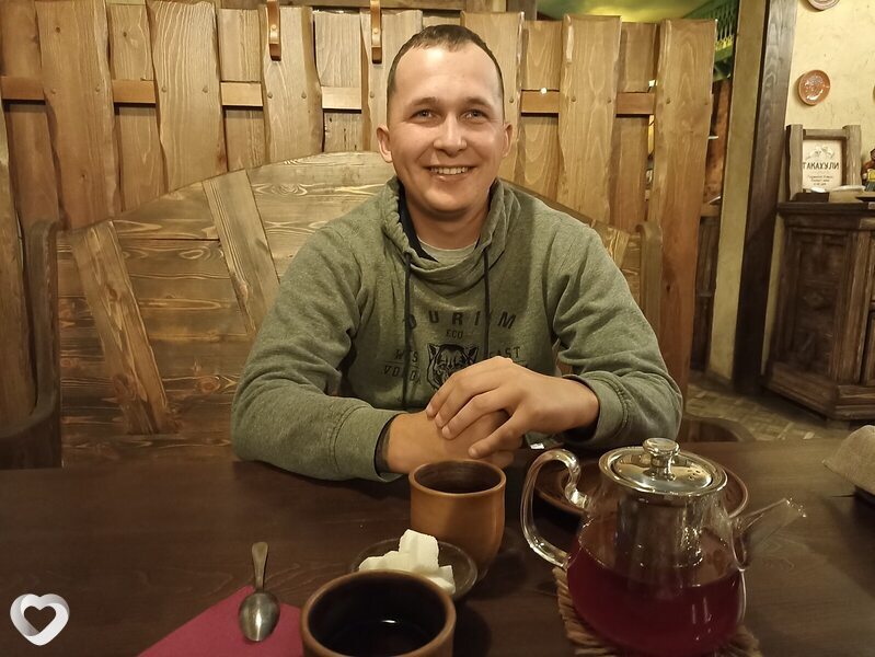 Юрий, 30, Абакане — анкета №3208568