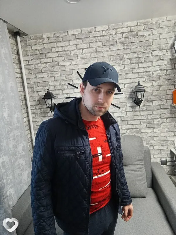 Виталий, 32, Барнауле — анкета №3210037