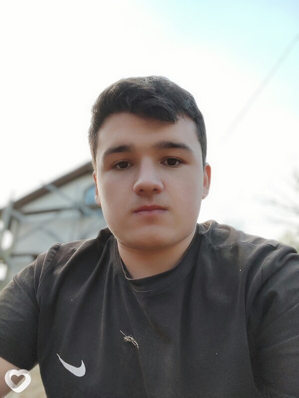 Алишер, 22, Москве — анкета №3210812
