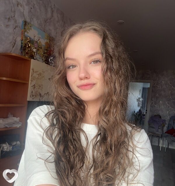 Катюша, 19, Иркутске — анкета №3210769
