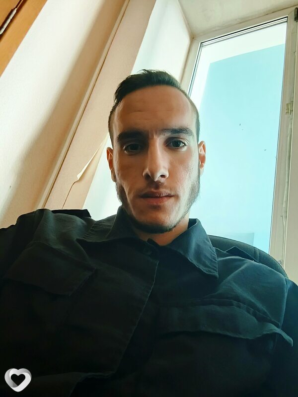 Владимир, 21, Сергиеве Посаде — анкета №3211011