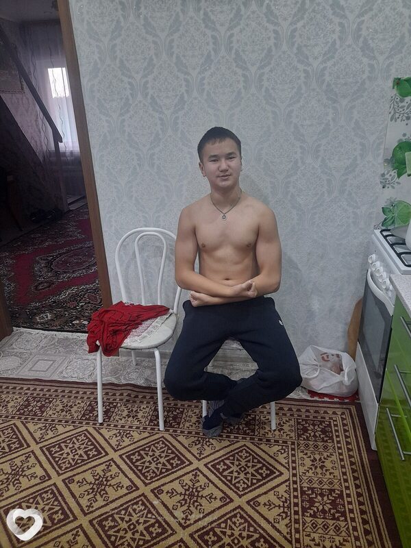 Алмаз, 18, Омске — анкета №3211618