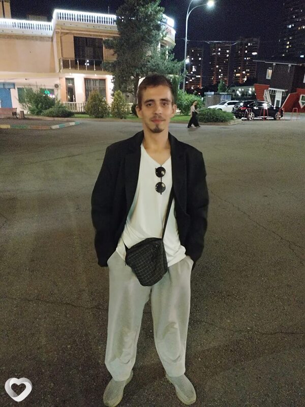 Андрей, 20, Краснодаре — анкета №3211870