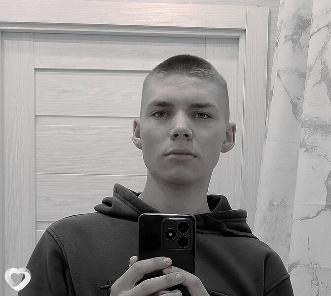 Денис, 19, Екатеринбурге — анкета №3211737