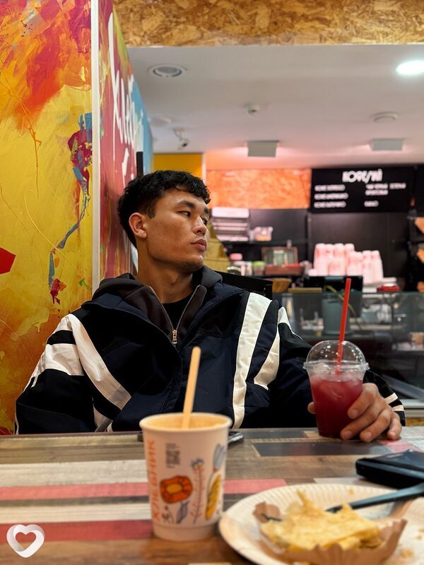 Jony, 23, Санкт-Петербурге — анкета №3212619