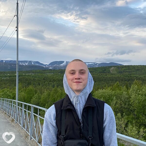 Максим, 18, Кандалакше — анкета №3213340