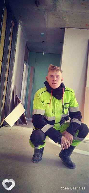 Вася, 26, Тюмени — анкета №3213471