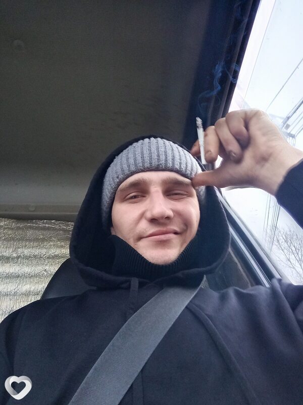 Денис, 25, Канске — анкета №3213401