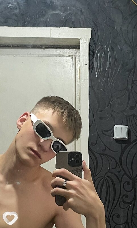 Влад, 19, Кемерове — анкета №3213940