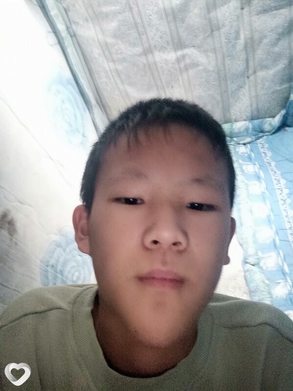Кирилл, 19, Новомосковске — анкета №3214751