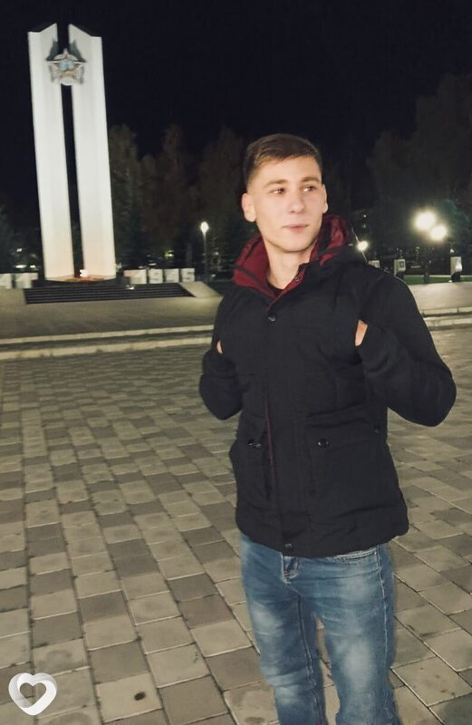 Андрей, 27, Нижнекамске — анкета №3215041