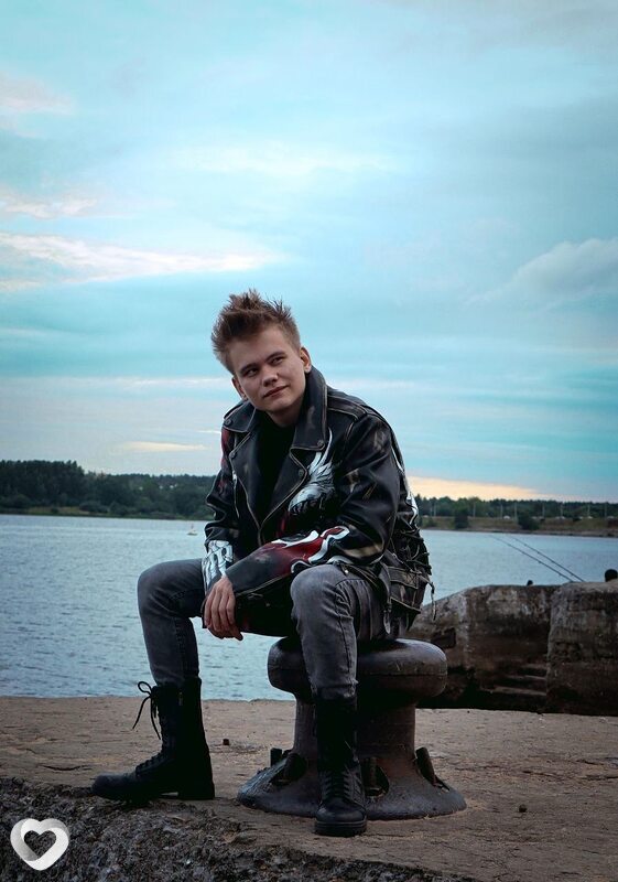 Матвей, 20, Череповце — анкета №3215914