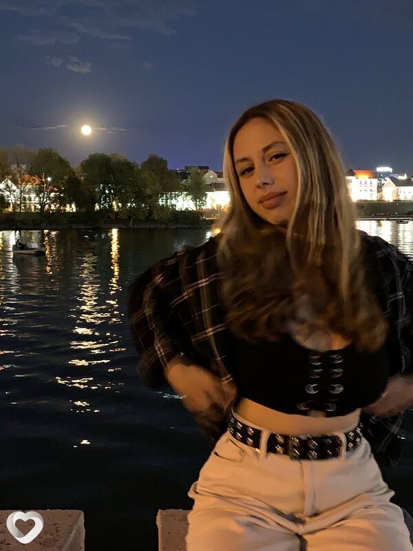 Анна, 22, Минске — анкета №3215849
