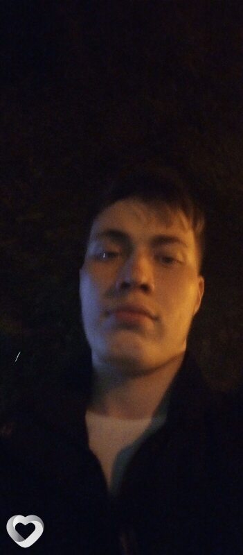 Евгений, 19, Старом Осколе — анкета №3216205