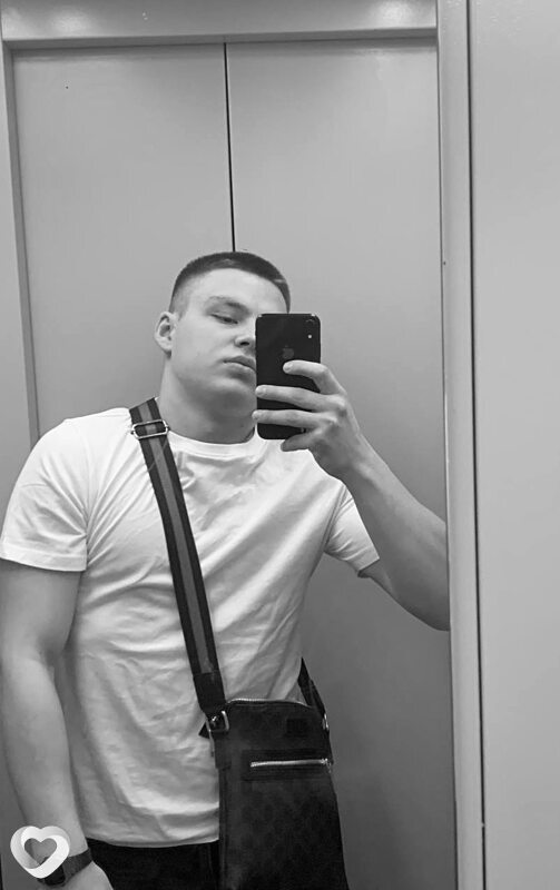 Данил, 21, Москве — анкета №3216388