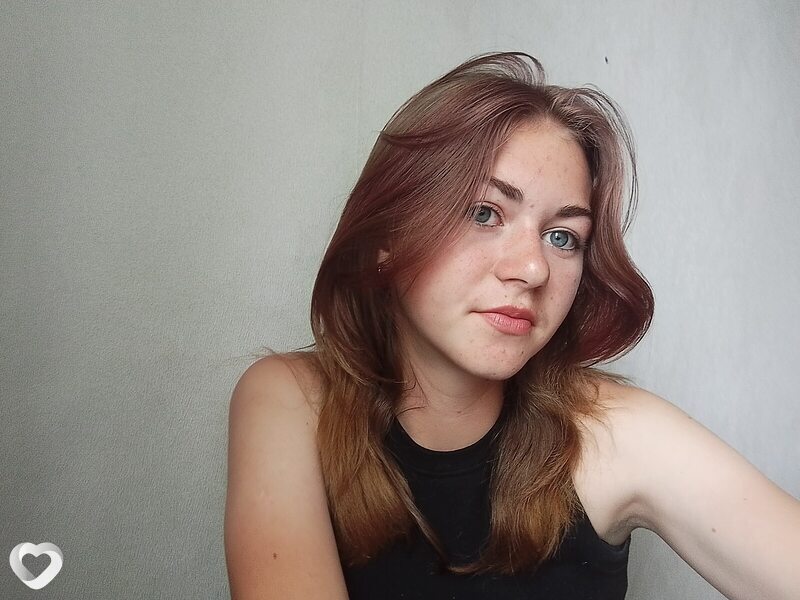 Карина, 23, Рубцовске — анкета №3216935