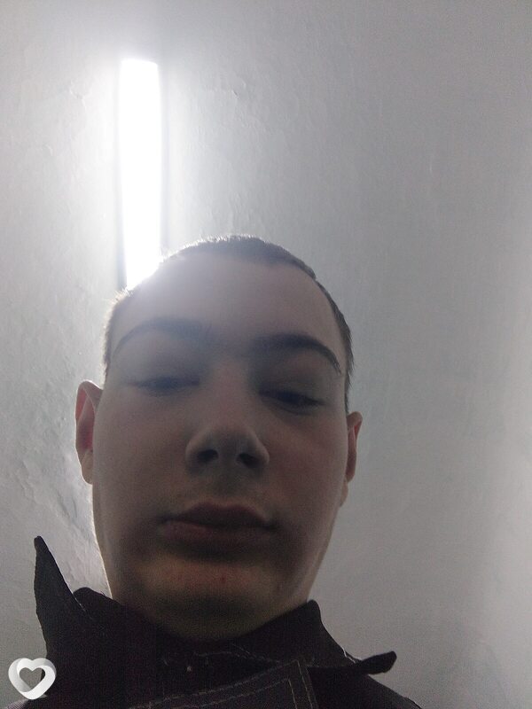Андрей, 19, Бишкек — анкета №3218088