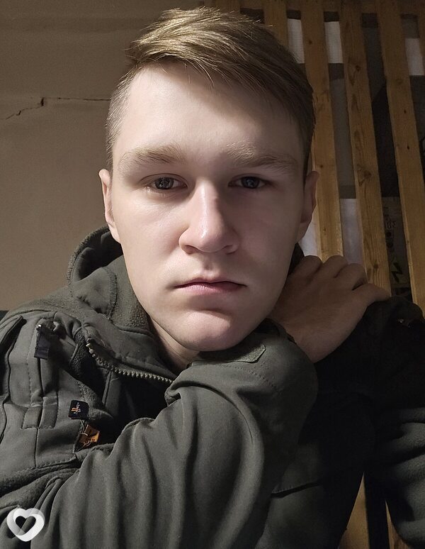 Данил, 23, Ярославле — анкета №3218587